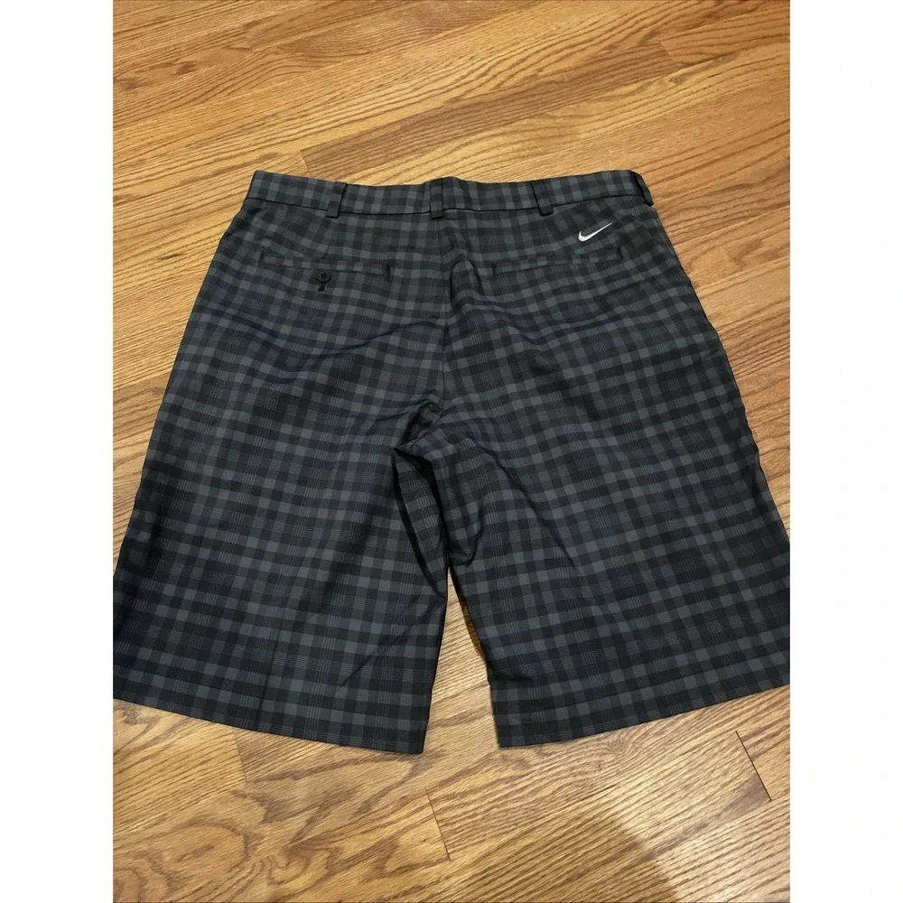 Nike‎ Golf Men's Dri Fit Golf Shorts Black Plaid Size 34 Stretchy Performance